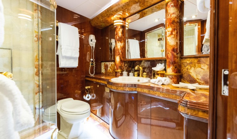 118 Millennium Super Yachts 