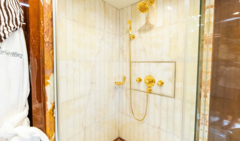 118 Millennium Super Yachts 