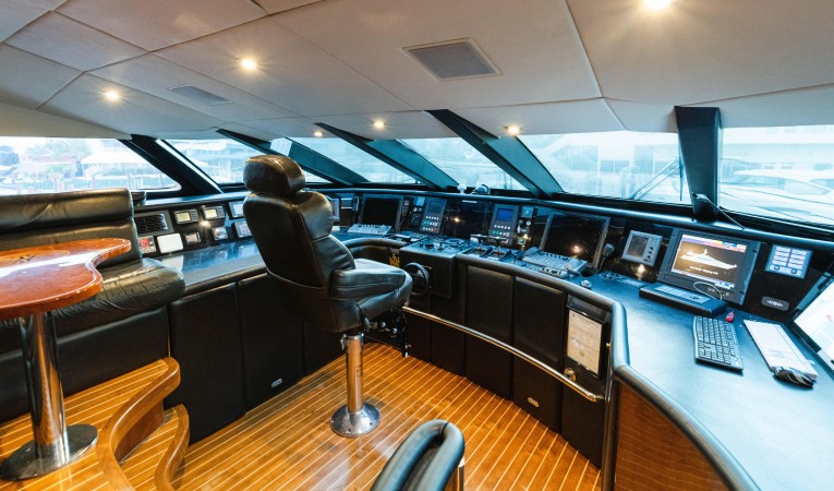 118 Millennium Super Yachts 