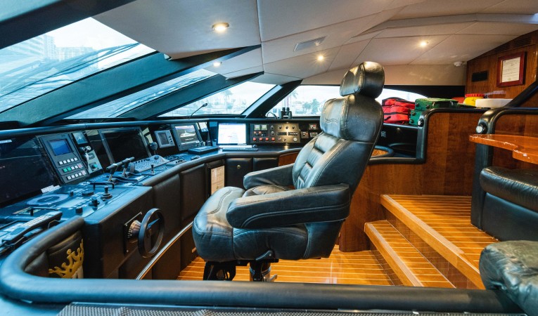 118 Millennium Super Yachts 