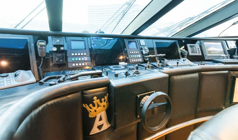 118 Millennium Super Yachts 