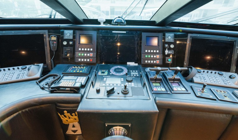 118 Millennium Super Yachts 