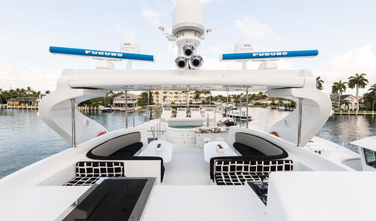 118 Millennium Super Yachts 