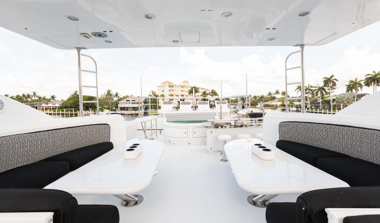 118 Millennium Super Yachts 