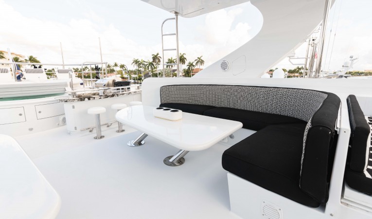 118 Millennium Super Yachts 