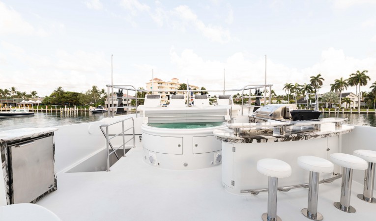 118 Millennium Super Yachts 