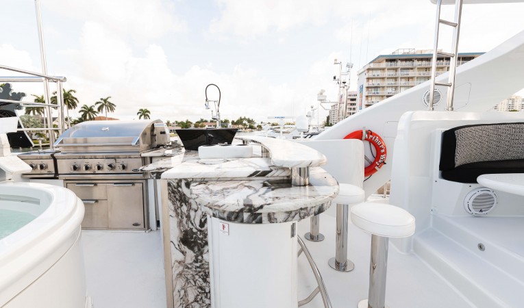 118 Millennium Super Yachts 