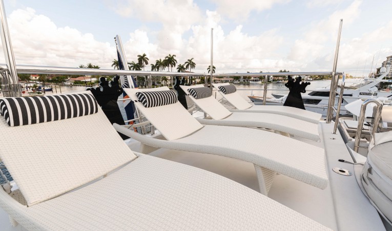 118 Millennium Super Yachts 