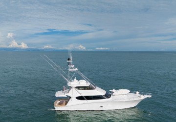 77' Hatteras 2008