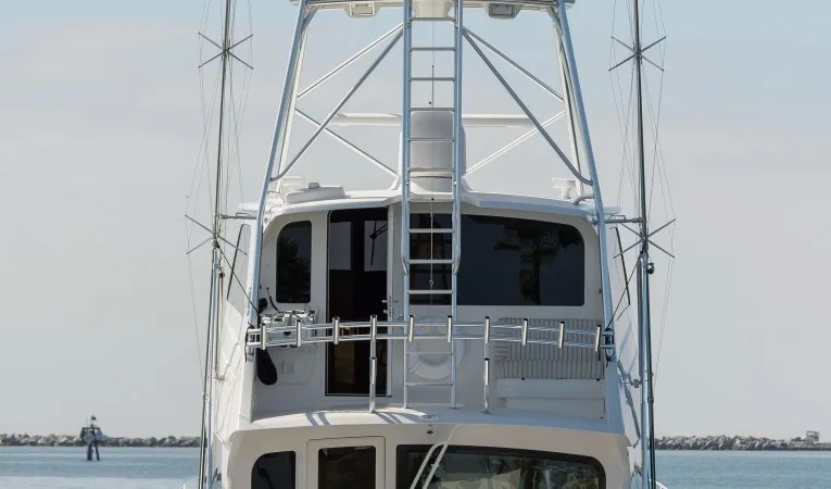 68 Viking Stern Profile