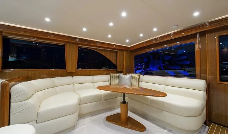 68 Viking Salon