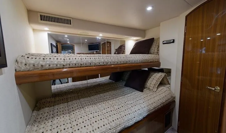 68 Viking Crew Quarters