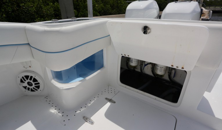 42 Prowler Livewell and Fuel Filters