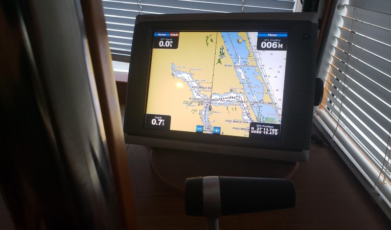 42 Grand Banks Garmin 7212 Chart Plotter