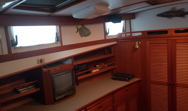 42 Grand Banks forward office/ stateroom/ Laundry