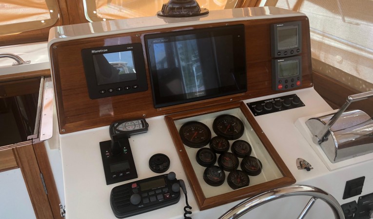 38 Grand Banks Grand Banks Eastbay 38