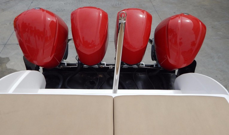 44 Nautica Tow Pole and Transom