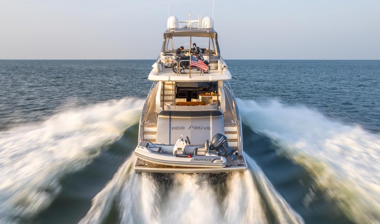64 Lazzara 