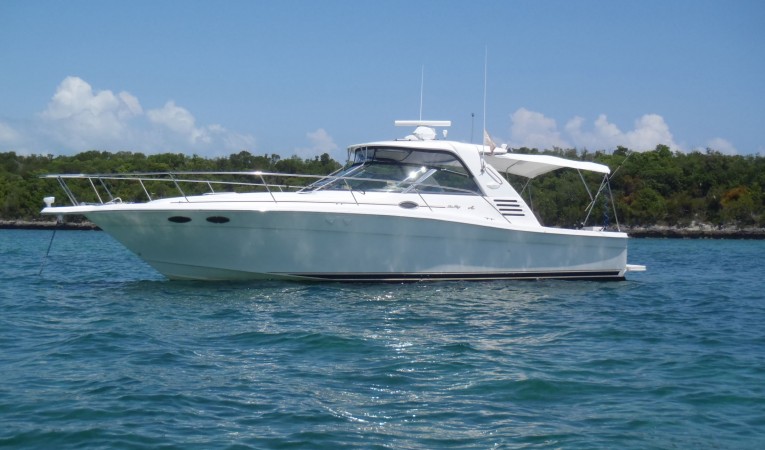 37 Sea Ray 1999 Sea Ray 370 Express Cruiser