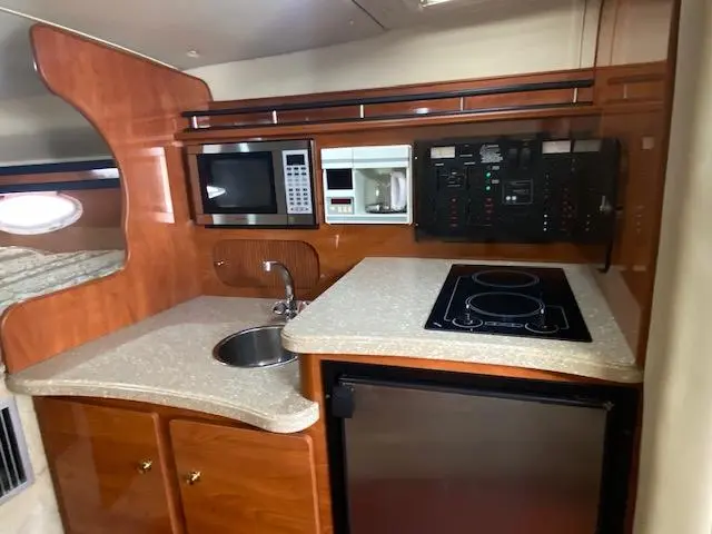 32 Foot Rinker 32 Rinker 2006 Long Beach, California Sold on 2021-12-15 by Denison ...
