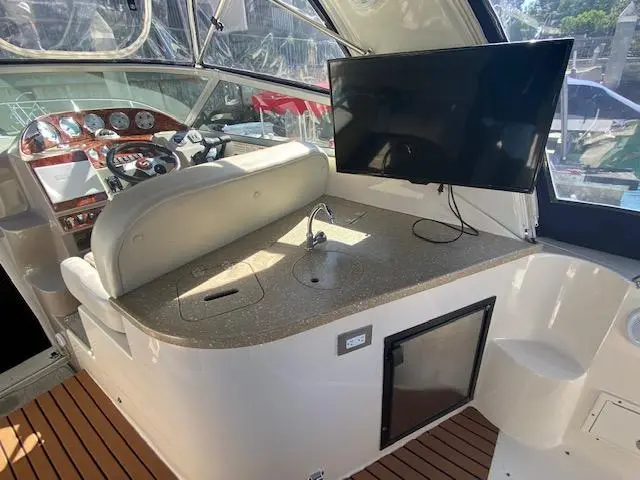 32 Foot Rinker 32 Rinker 2006 Long Beach, California Sold on 2021-12-15 by Denison ...