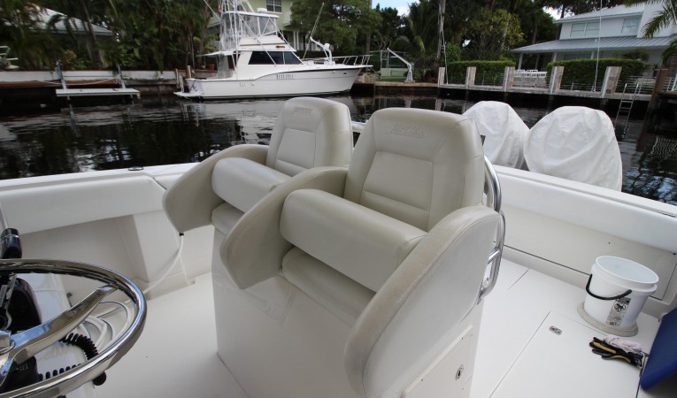 34 Jupiter Leaning Post