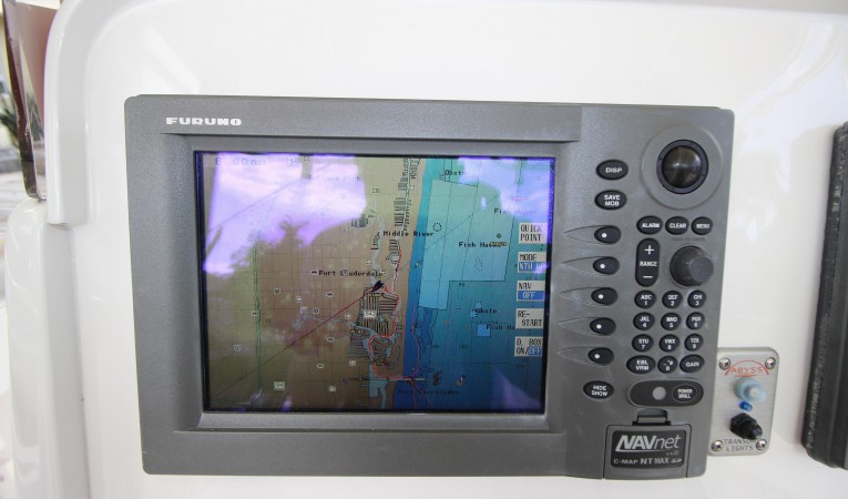 34 Jupiter Furuno NavNET VX2