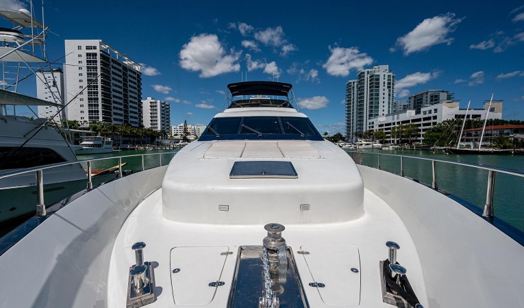 70 Azimut 