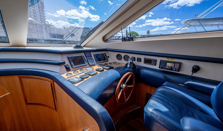 70 Azimut 