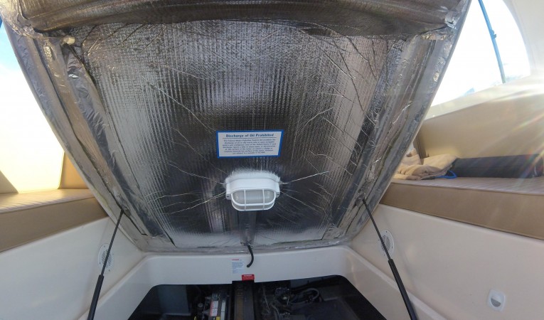 34 Mainship Engine Room Hatch