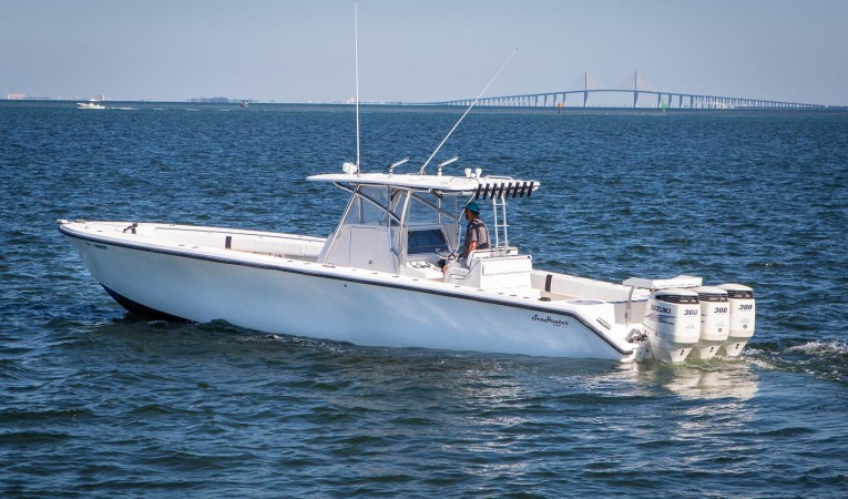 40 SeaHunter 