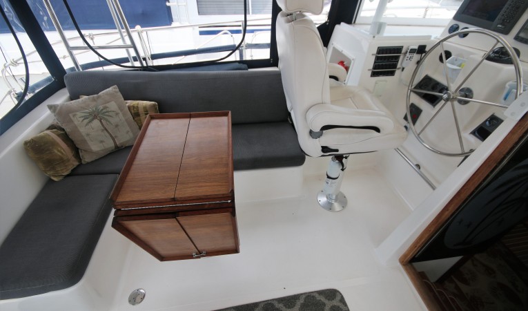 44 Endeavour cockpit to port