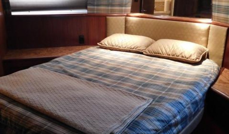 48 Hatteras Master Stateroom