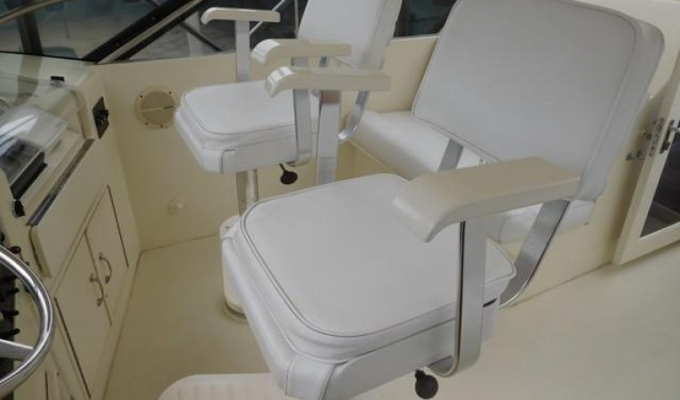 48 Hatteras Flybridge Helm Chairs