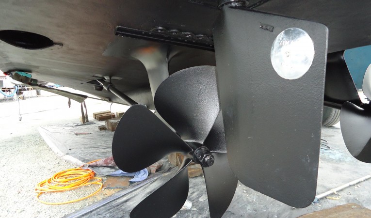 48 Hatteras Bottom and Running Gear