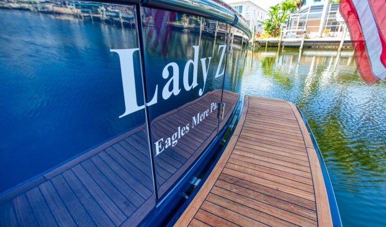 32 Legacy Yachts Transom/Swim Platform
