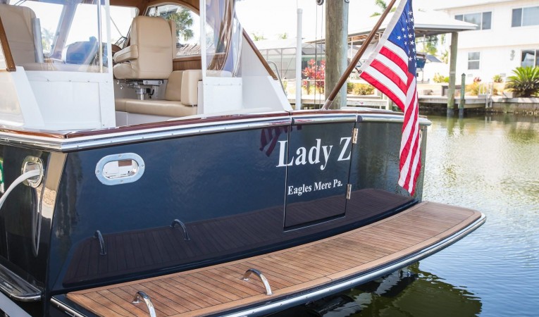 32 Legacy Yachts Stern/Swim Platform