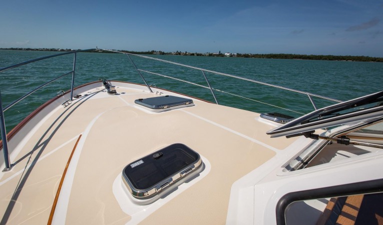 32 Legacy Yachts Bow