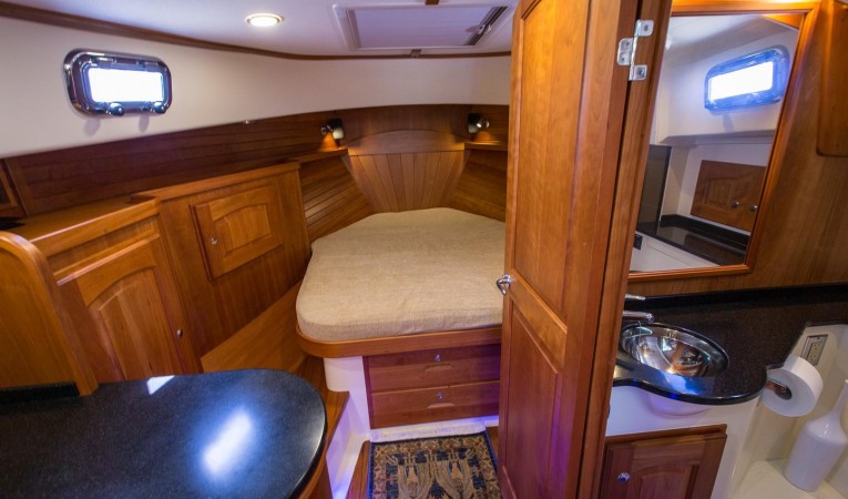 32 Legacy Yachts Cabin Profile