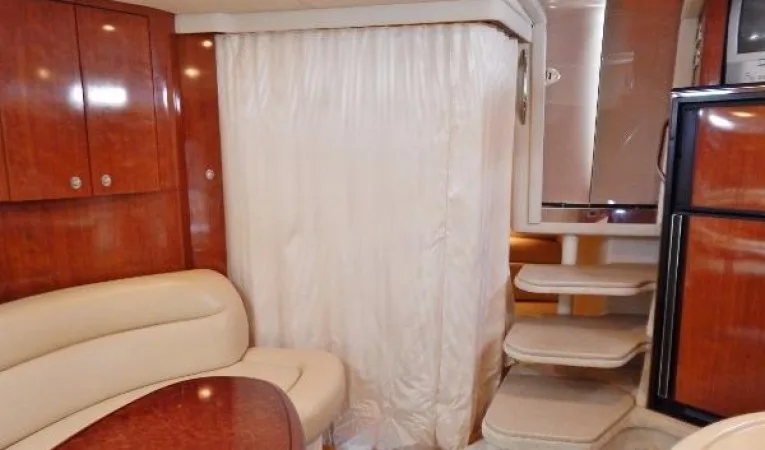 38 Sea Ray Aft Stateroom Curtain