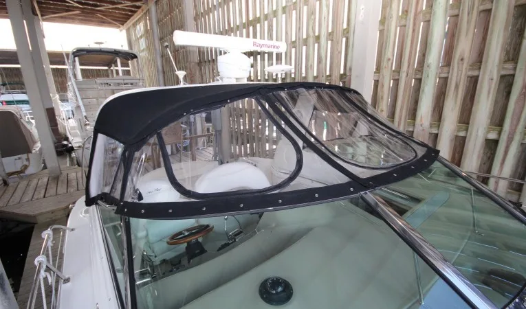 38 Sea Ray Enclosure