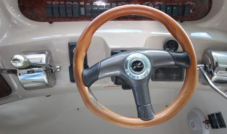38 Sea Ray Steering Wheel