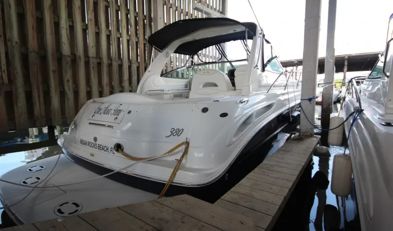 38 Sea Ray Stern Overview