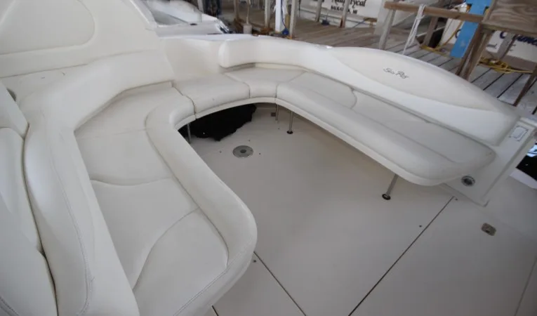 38 Sea Ray Aft Seating