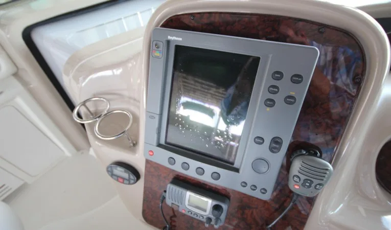 38 Sea Ray Plotter