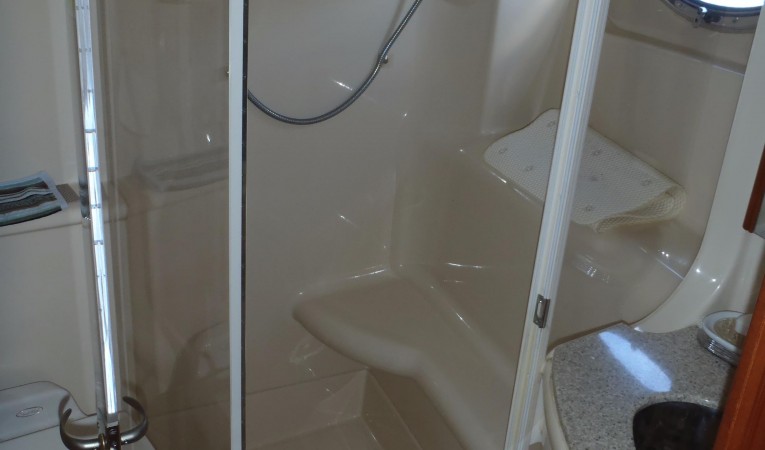 41 Meridian Stall shower