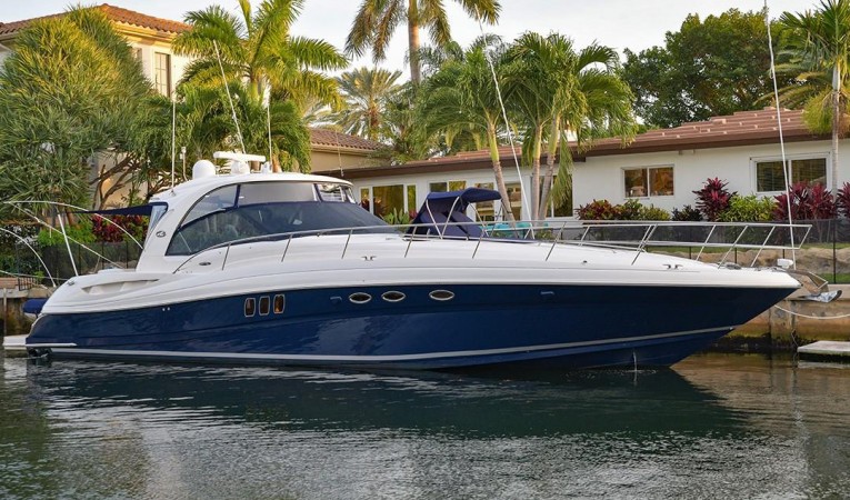 52 Sea Ray Stbd fwd