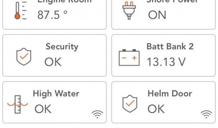 52 Sea Ray SIREN Marine systems monitor (New in 2019)