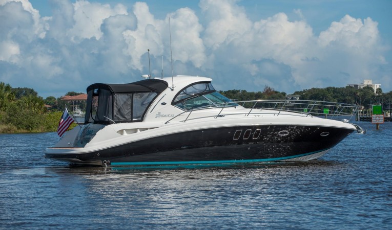 38 Sea Ray 