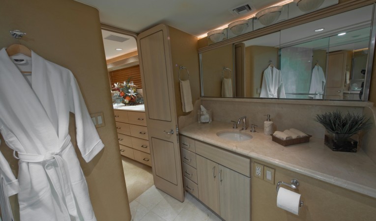 103 Westship MASTER PORT HEAD